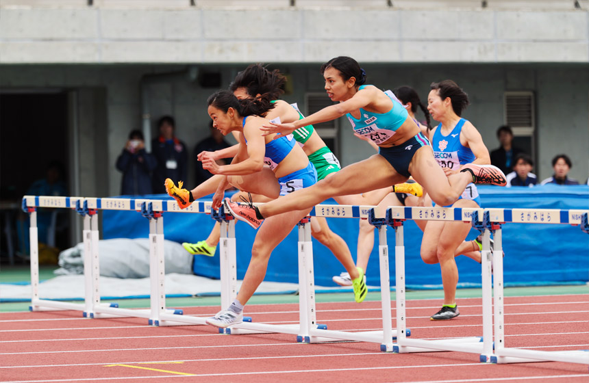 ハードル（女子100m/男子110m/400m）